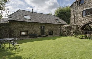 Water Barn Holiday Cottage