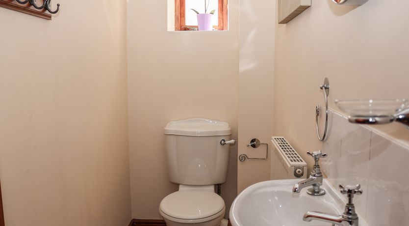 Photo of Shire Cottage at Top Butterley Farm