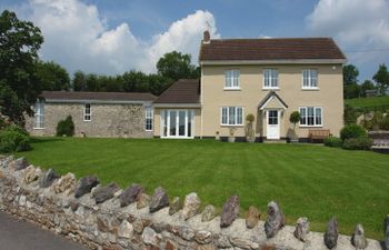 Lower Wadden Farmhouse and Annexe Holiday Cottage