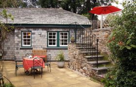 Grooms Cottage Holiday Cottage
