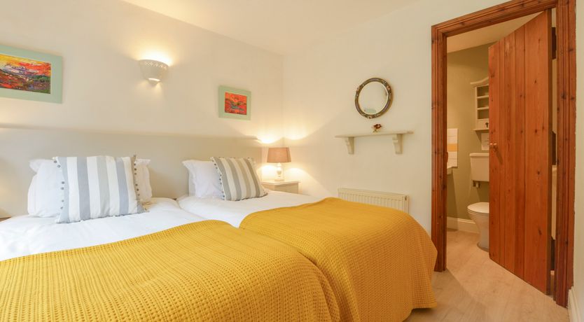 Photo of Fixit Cottage