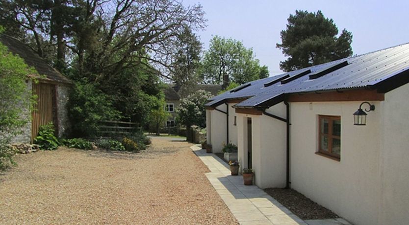 Photo of 2 Shippen Cottages