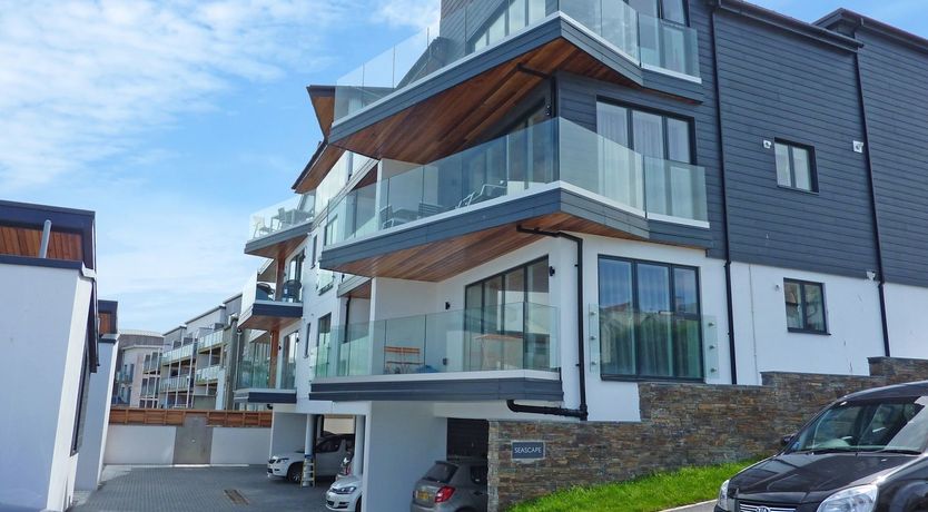 Photo of Flat 8 Seascape