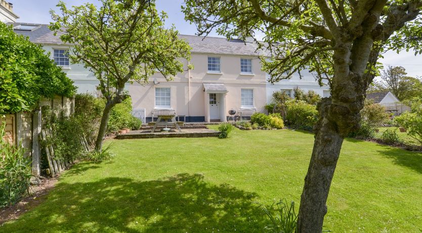 Photo of 4 Coastguards Cottage