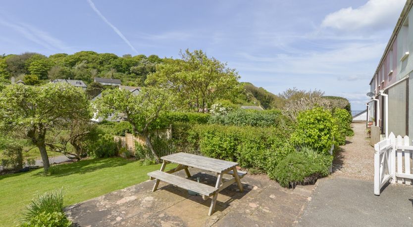 Photo of 4 Coastguards Cottage