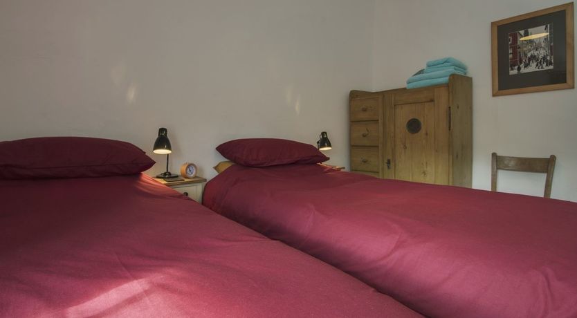 Photo of 11 The Green