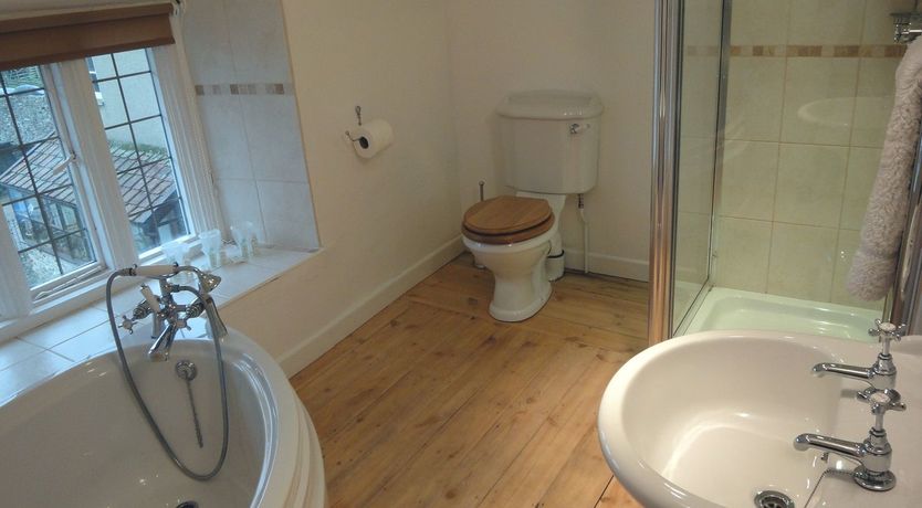 Photo of Hornshayne Farmhouse