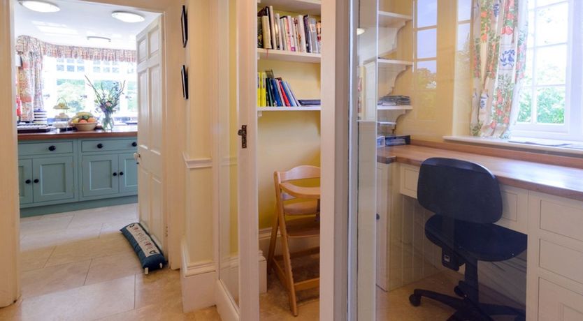 Photo of Abbots Manor