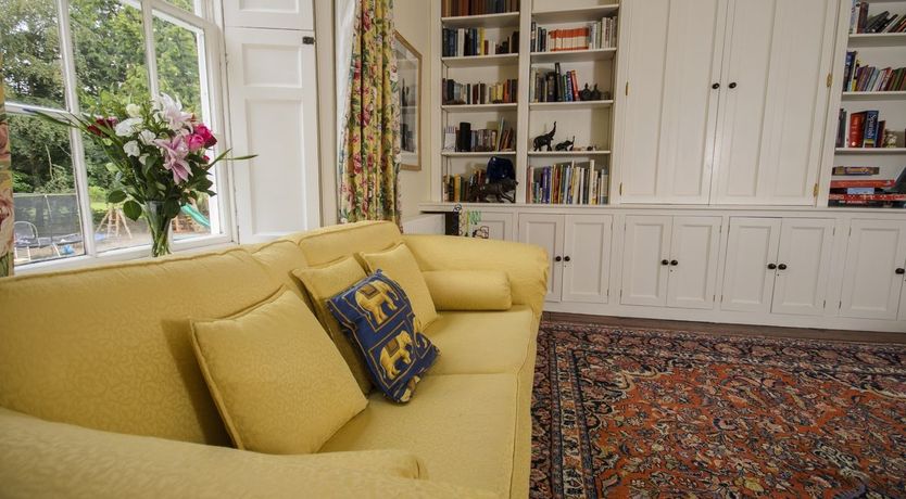 Photo of Abbots Manor