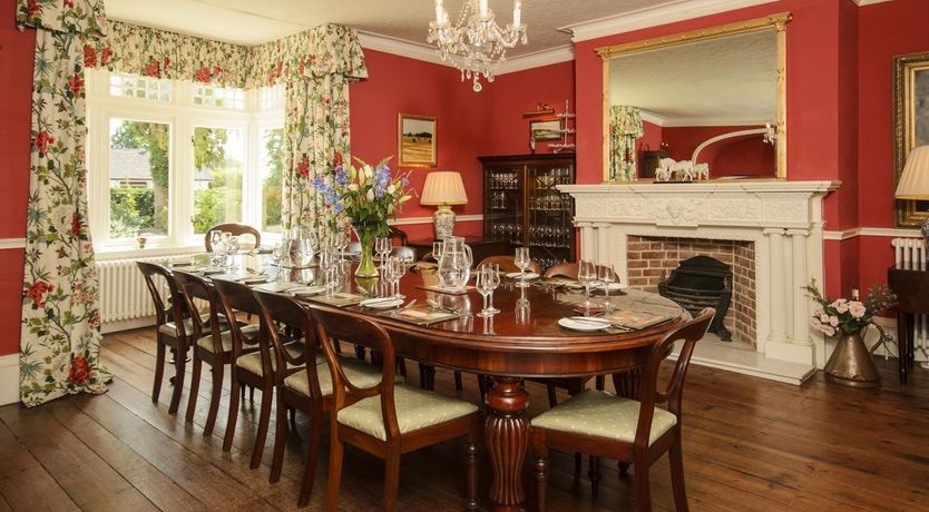 Photo of Abbots Manor
