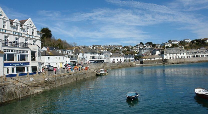 Photo of Stones Throw