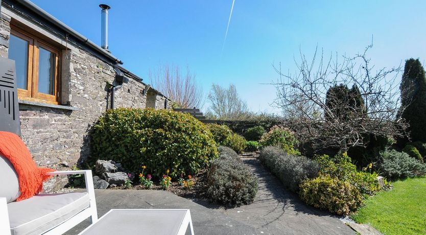 Photo of Swallow Barn