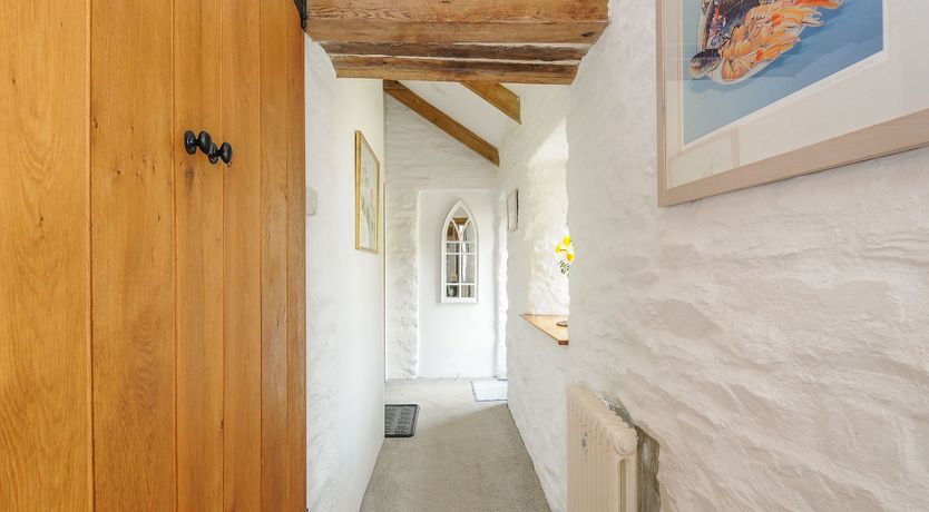 Photo of Swallow Barn