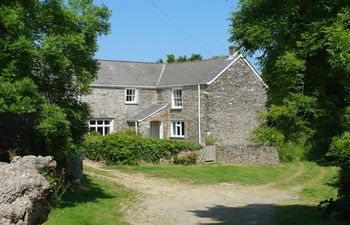 Polcreek Farmhouse Holiday Cottage