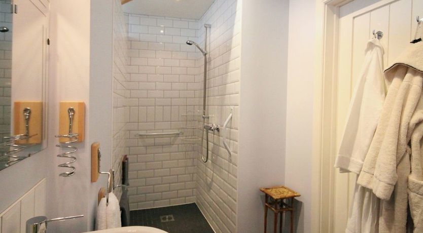 Photo of Mugwell Barn