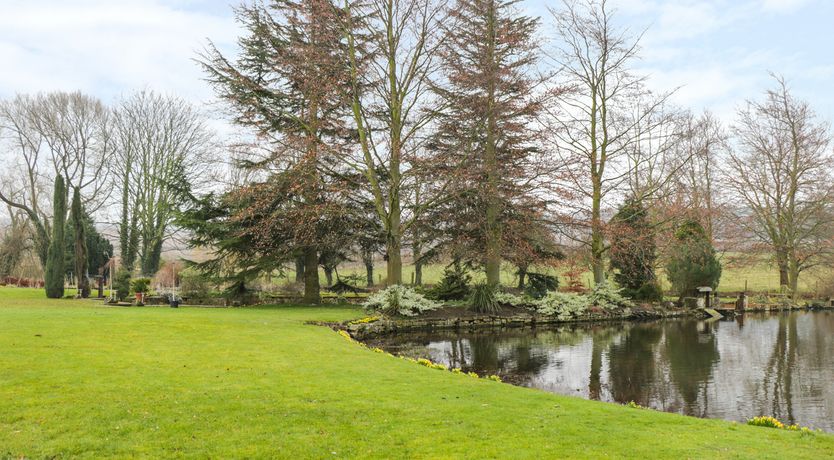 Photo of Riverside Lodge