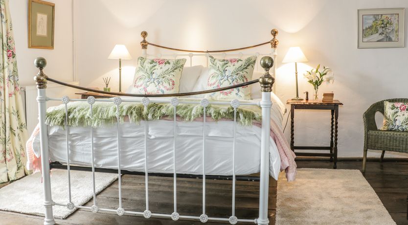 Photo of Lower Hodre