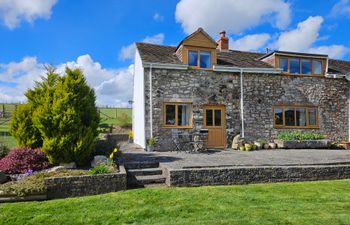 Nant-Isa Holiday Cottage