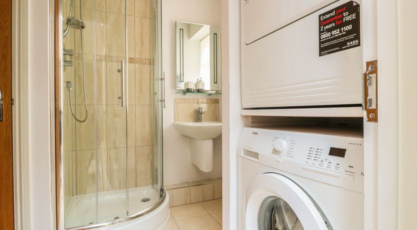 Photo of 33 Crescent Gardens