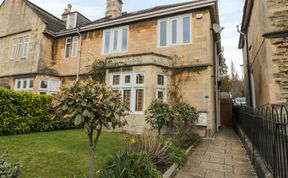 Photo of 33 Crescent Gardens