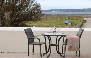 Beachcomber Apartment