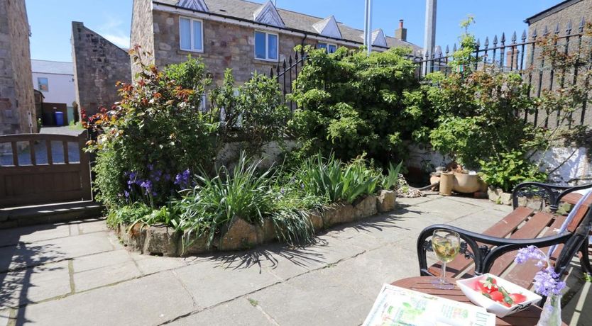 Photo of 2 Bed in Seahouses