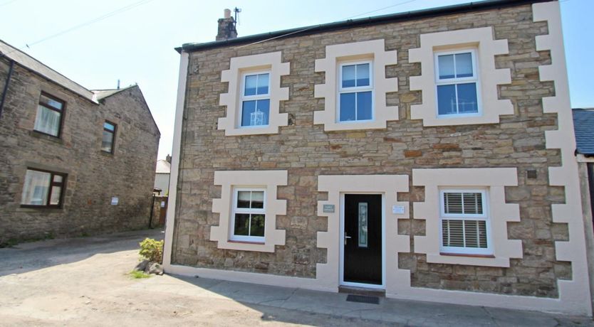 Photo of 3 Bed in Seahouses