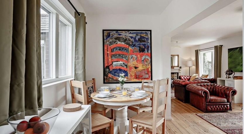 Photo of 3 Bed in Rock