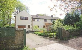 Photo of 5 Bed in Backworth