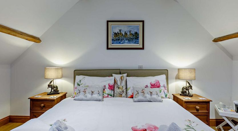 Photo of 3 Bed in Warenton