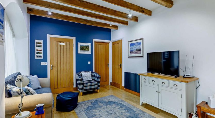 Photo of 3 Bed in Warenton