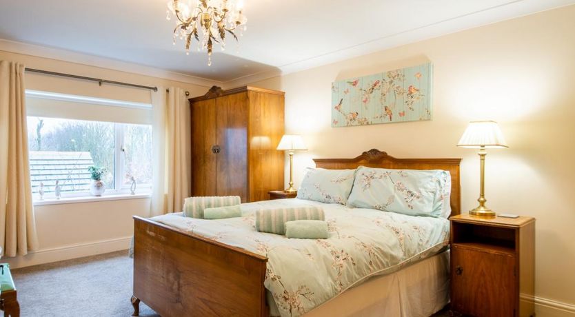 Photo of 3 Bed in Low Hauxley