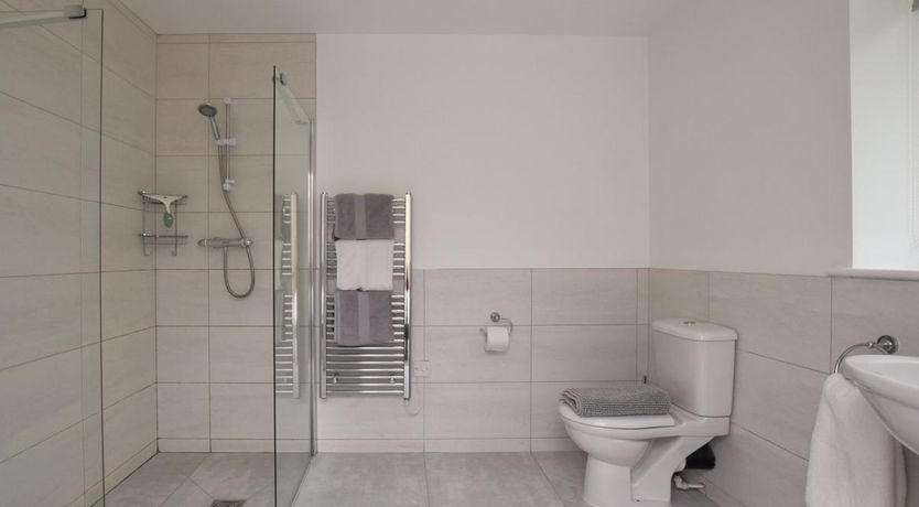 Photo of 3 Bed in Rowlands Gill