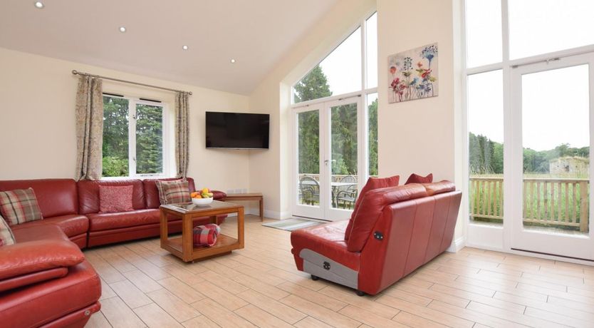 Photo of 3 Bed in Rowlands Gill