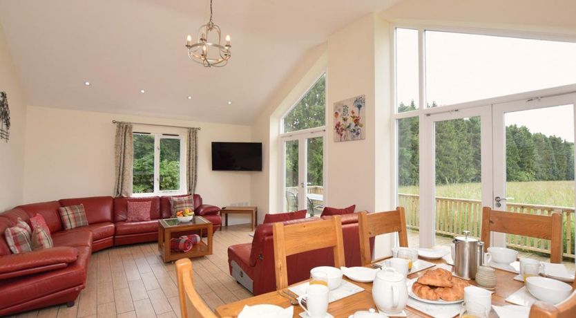 Photo of 3 Bed in Rowlands Gill