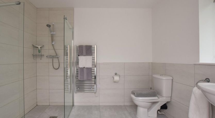 Photo of 3 Bed in Rowlands Gill