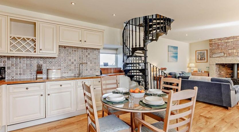 Photo of 3 Bed in Seahouses