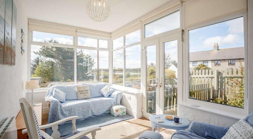 Photo of 3 Bed in Low Newton By The Sea