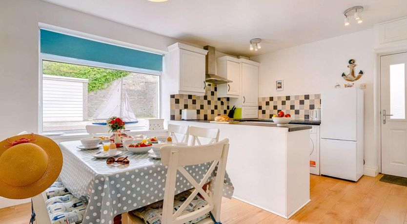 Photo of 3 Bed in Seahouses