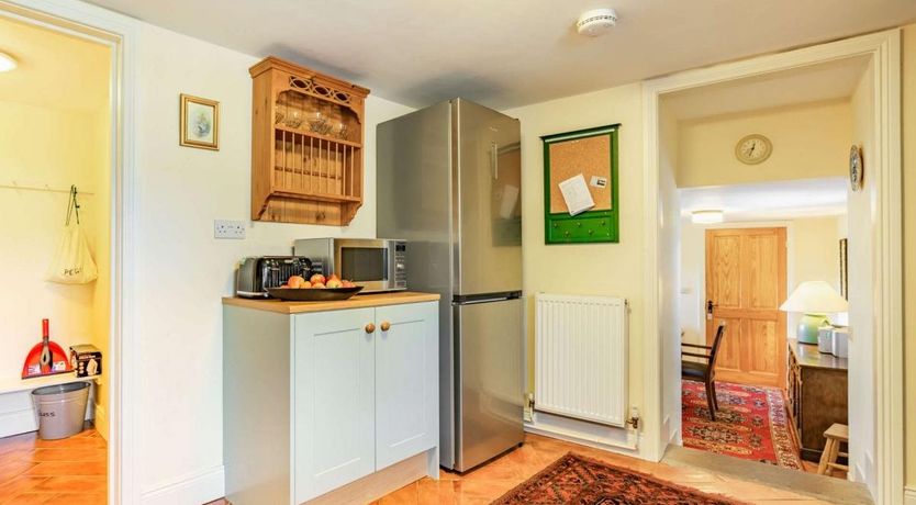 Photo of 4 Bed in Hunstanworth