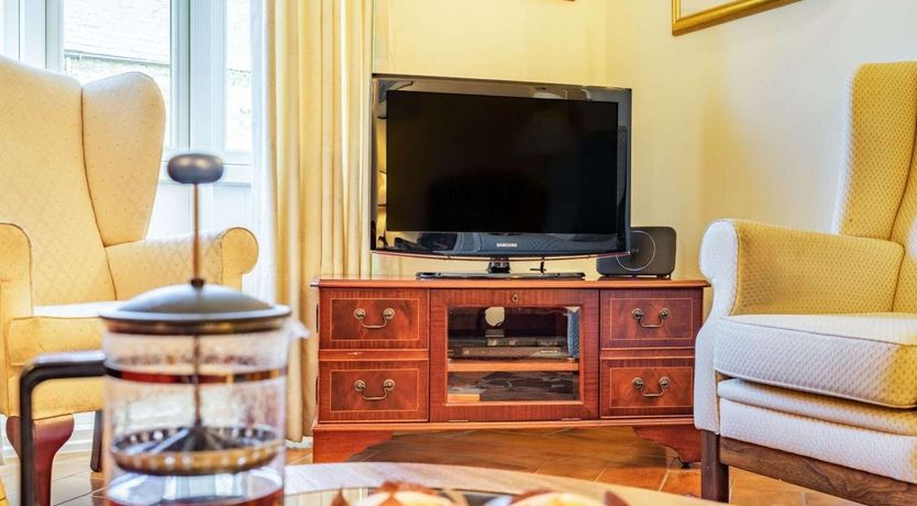 Photo of 4 Bed in Hunstanworth