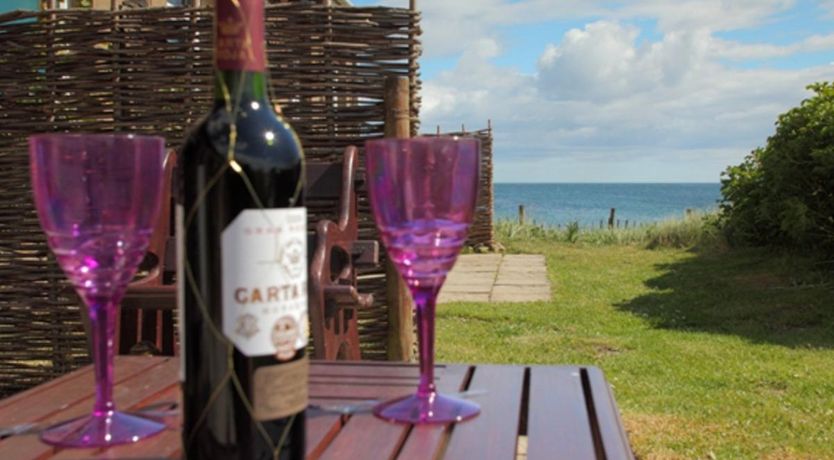 Photo of 3 Bed in Low Newton by the Sea