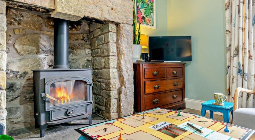 Photo of 3 Bed in Middleton