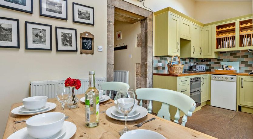 Photo of 3 Bed in Middleton