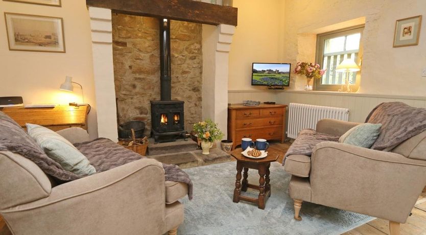 Photo of in Eglingham (CN205)