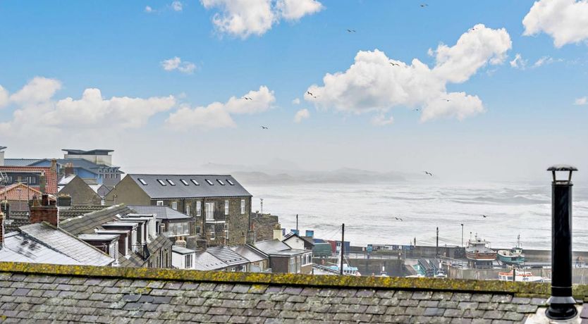 Photo of in Seahouses (CN094)