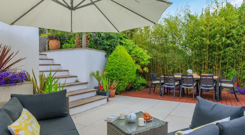 Photo of 4 Bed in Paignton