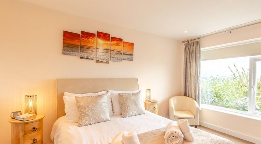 Photo of 4 Bed in Paignton