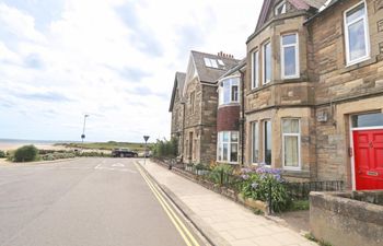 in Alnmouth (CN155) Holiday Cottage