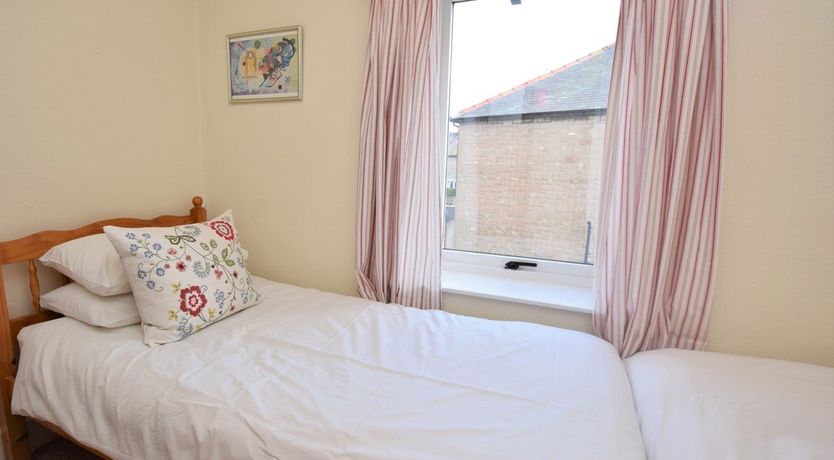 Photo of 3 Bed in Seahouses